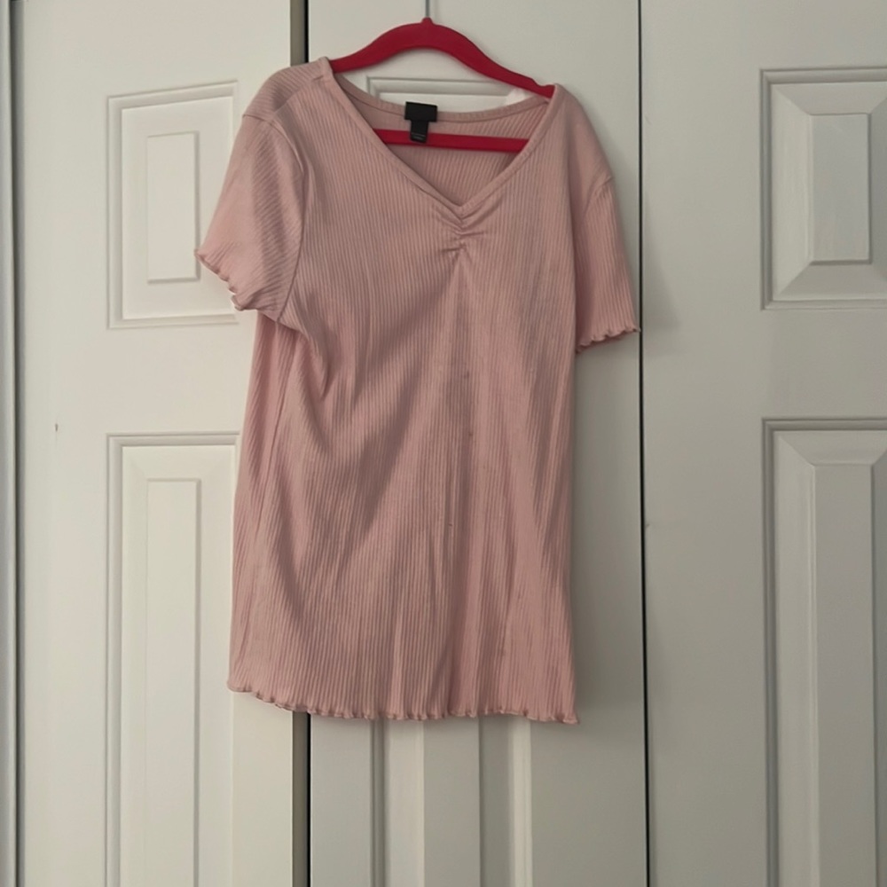 Pink short sleeve
